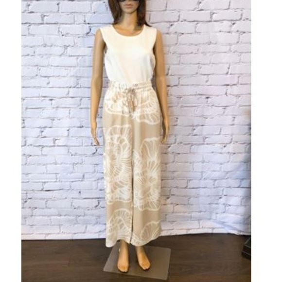 RW&Co., Cream/tan wide leg tropical print with front tie - Picture 4 of 12